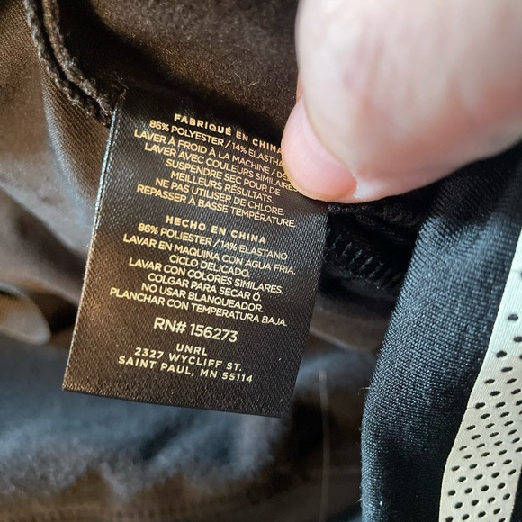 UNRL Minnesota Vikings crewneck. From 2023 release, number 3. Men’s size 3XL. - Picture 10 of 10